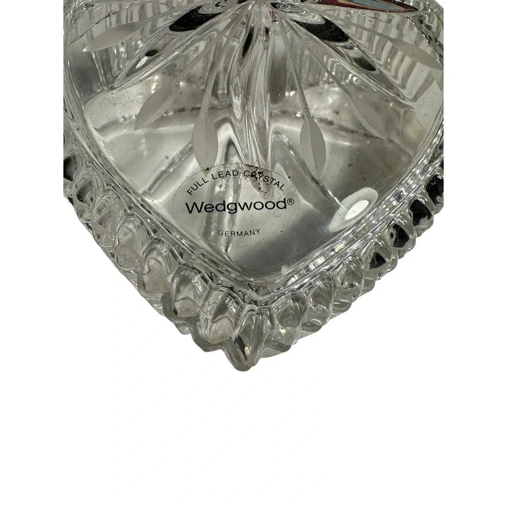 wedgwood clear glass‎ heart trinket box